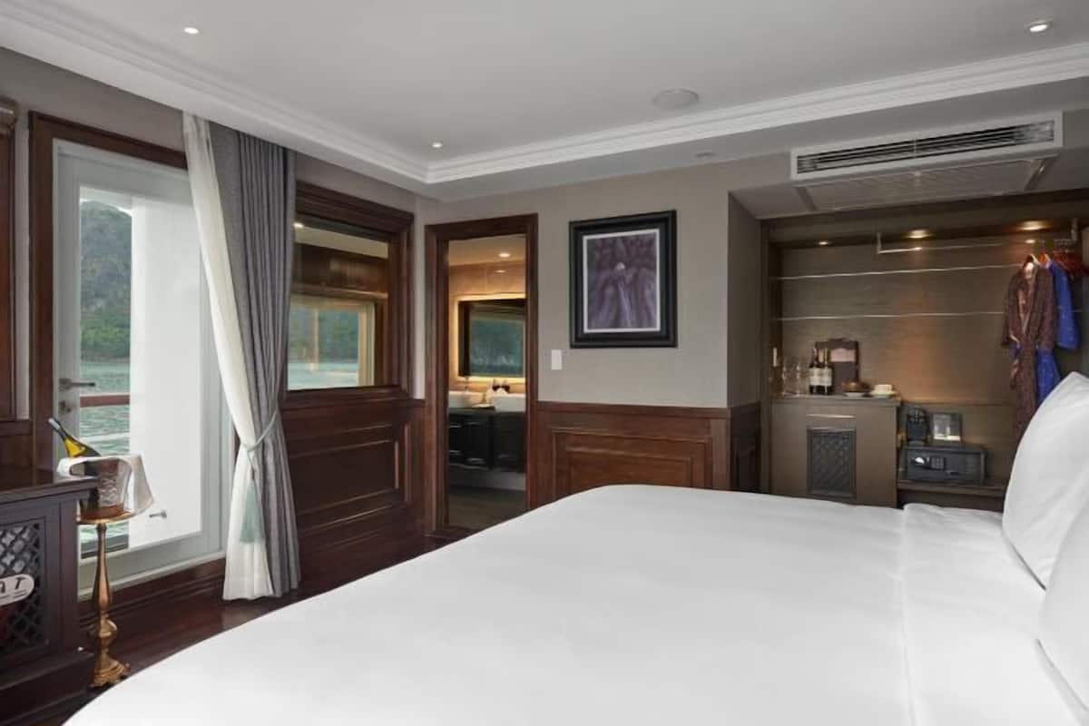 Hochwertige Bettwaren, Daunenbettdecken, Tempur-Pedic-Betten, Minibar