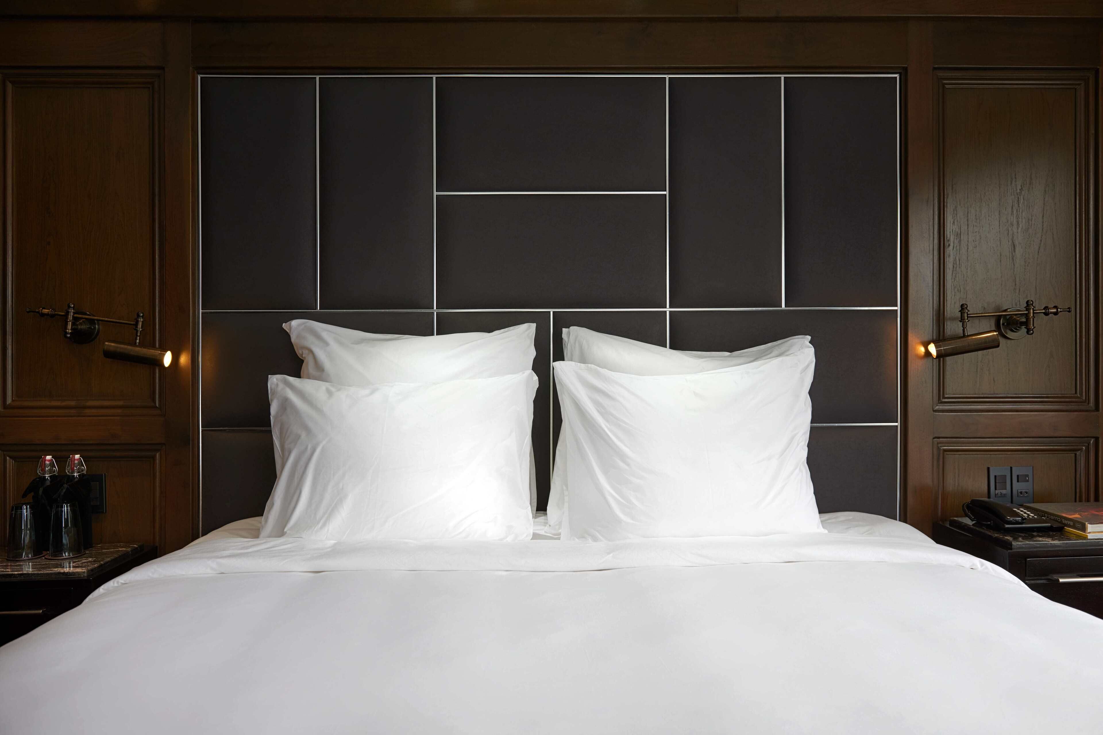 Hochwertige Bettwaren, Daunenbettdecken, Tempur-Pedic-Betten, Minibar