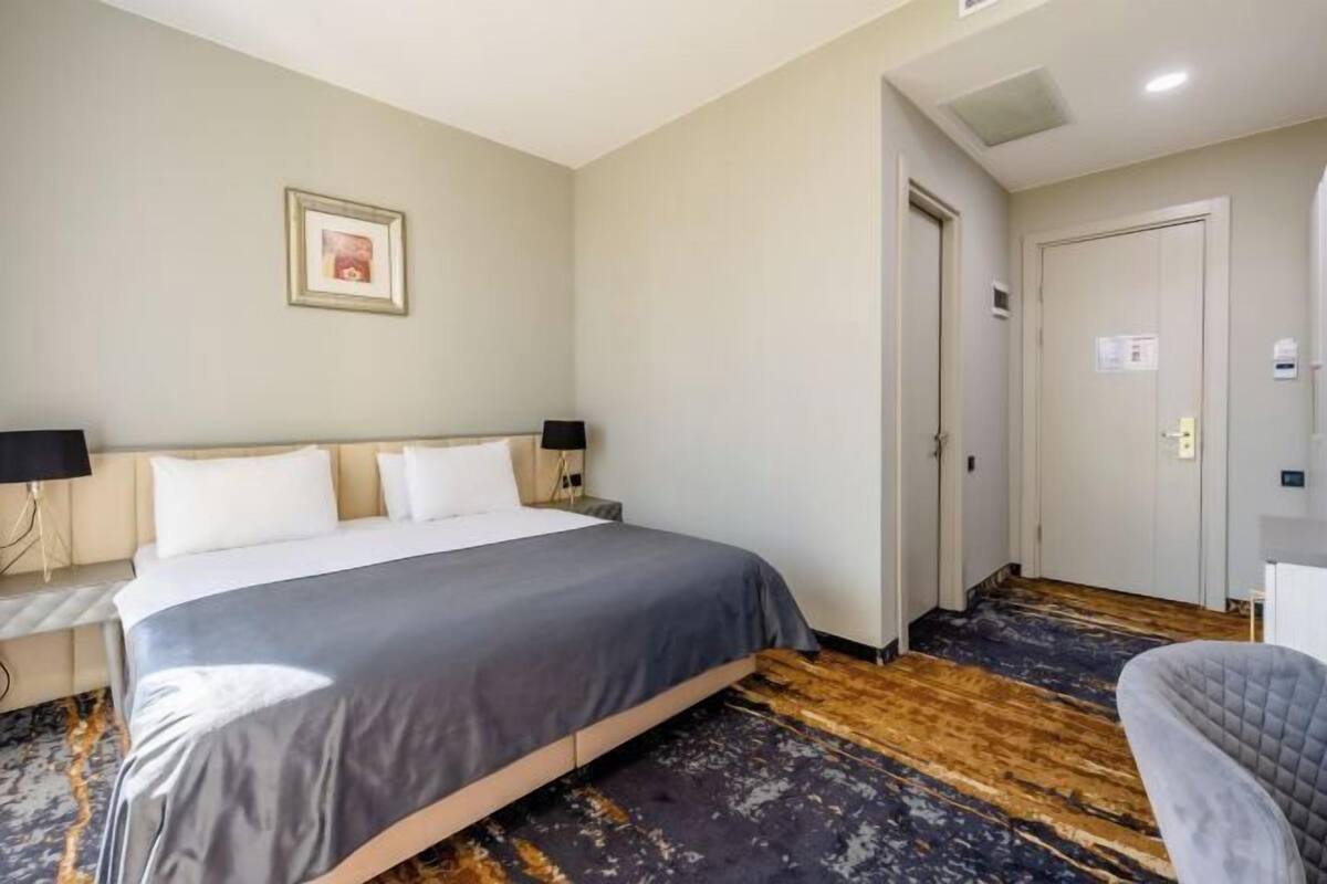 Premium bedding, minibar, desk, laptop workspace