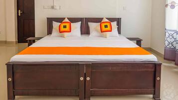 Escritorio, insonorización y wifi gratis