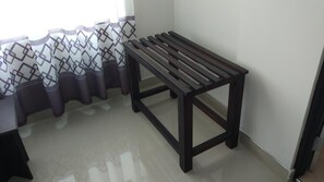 Interior - Harry Inn (Negombo)