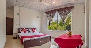 Deluxe Double Room | Desk, soundproofing, free WiFi - Harry Inn (Negombo)