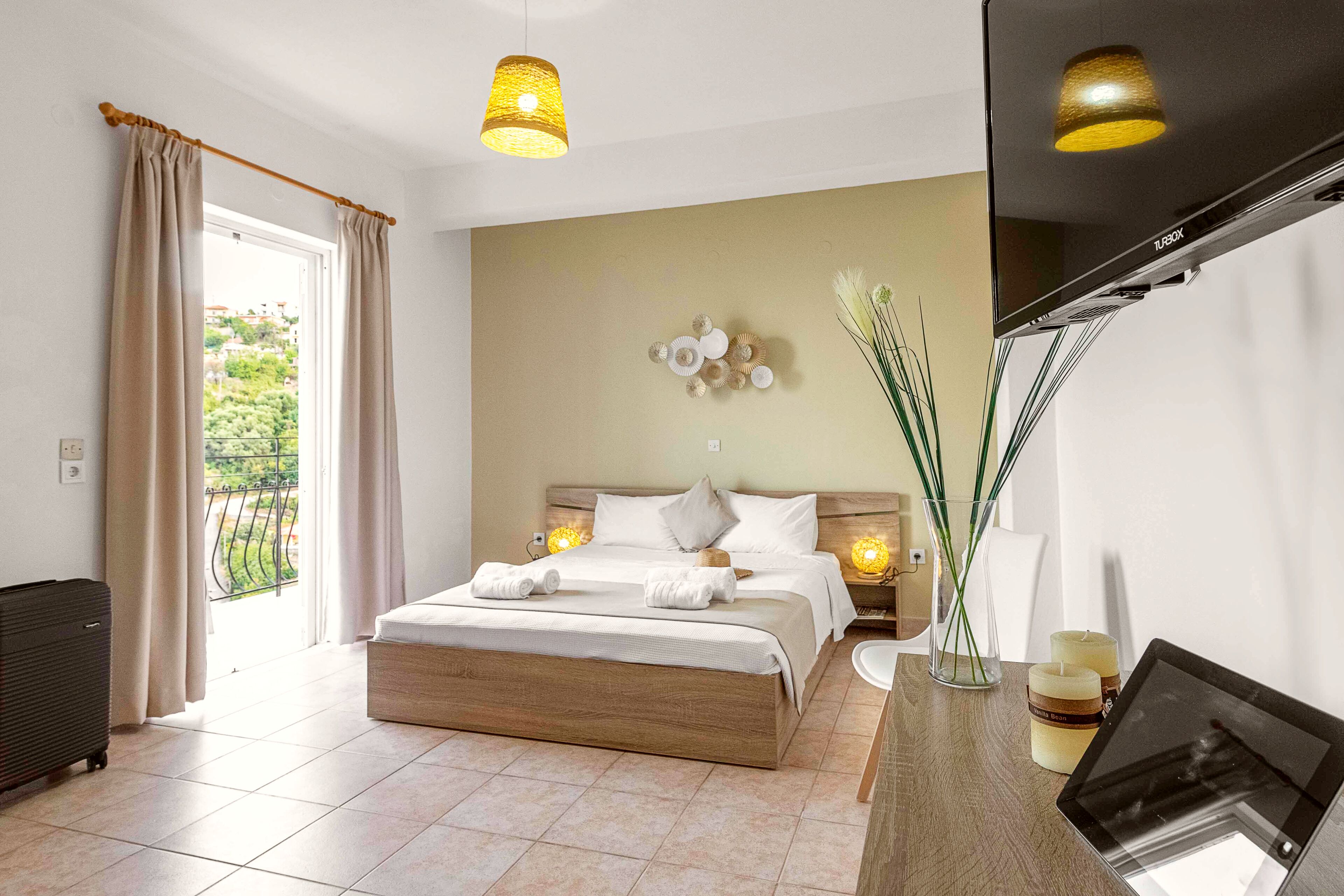 Premium Room, Sea View | Premium bedding, in-room safe, blackout drapes, soundproofing