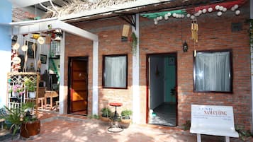 Conical Room | Terrace/patio