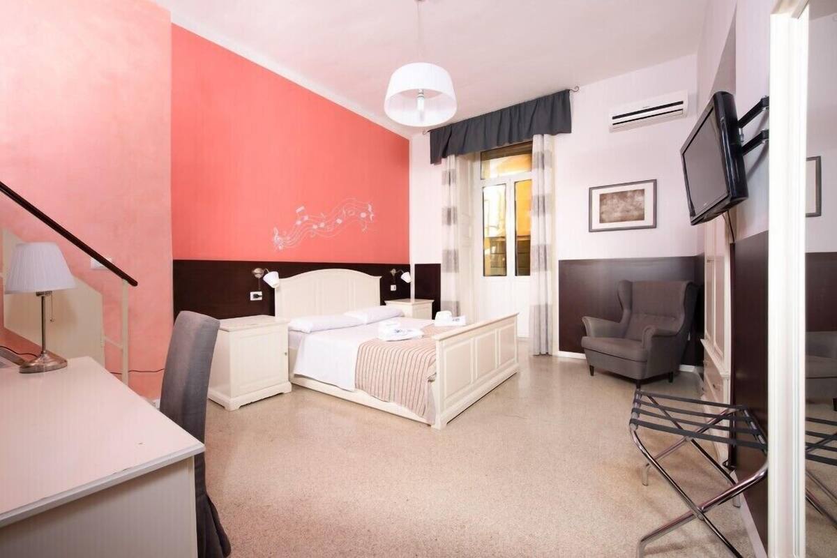 Family Room, Balcony | In-room safe, desk, WiFi (free)