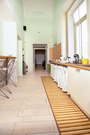 Interior - Napoli Experience (Naples)