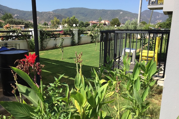 Family Roof | Garden view