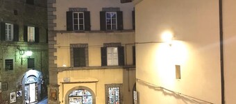 SIGNORELLI HOUSE soundproofed apartment in the historic center