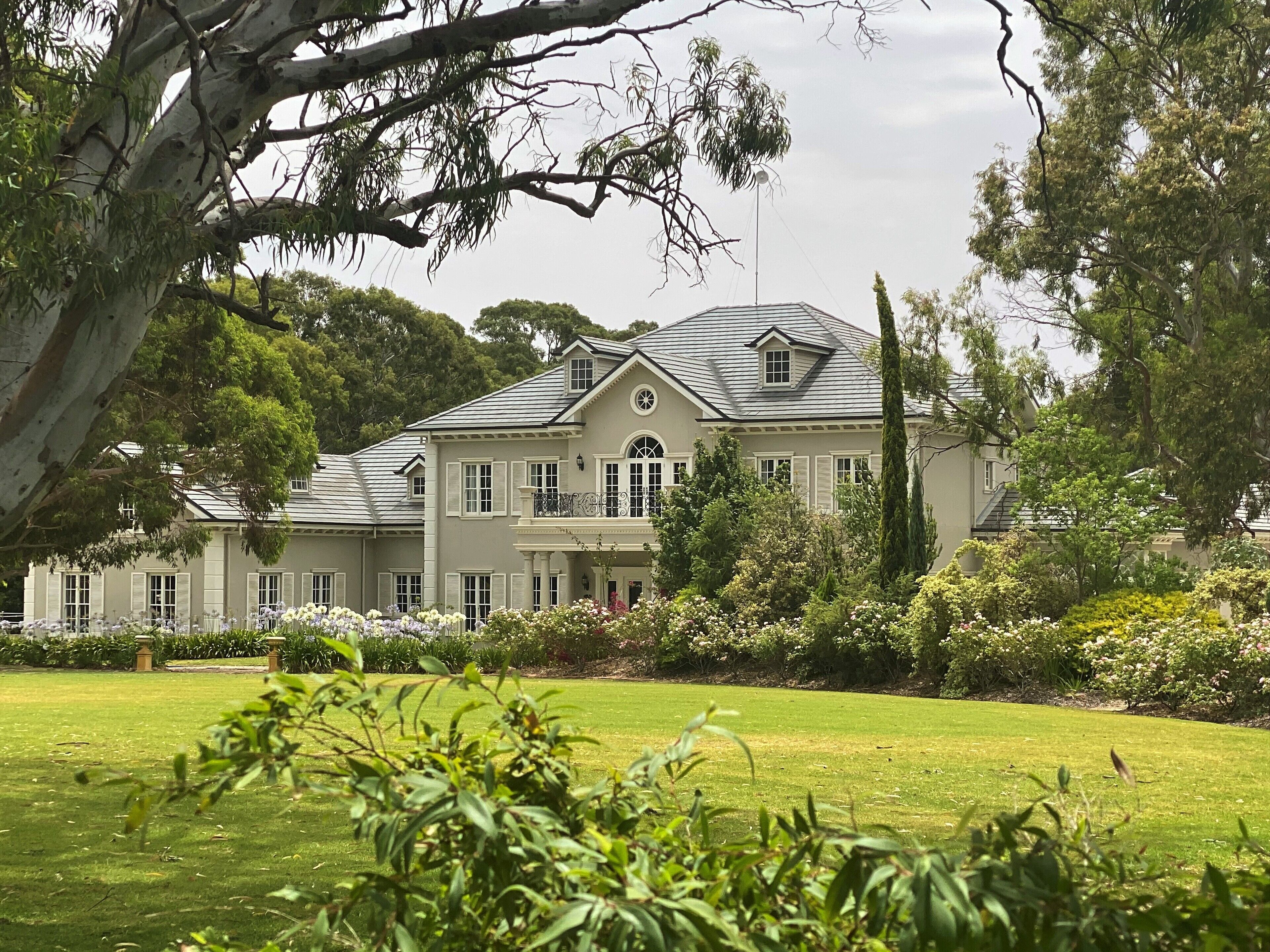Yatahlia Manor Luxury 1BRM B&B central between Adelaide, Barossa, Hills & Beach