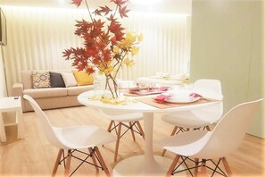 Dining - 1st And Sweet Apartment Downtown (Vila Nova de Famalicão)