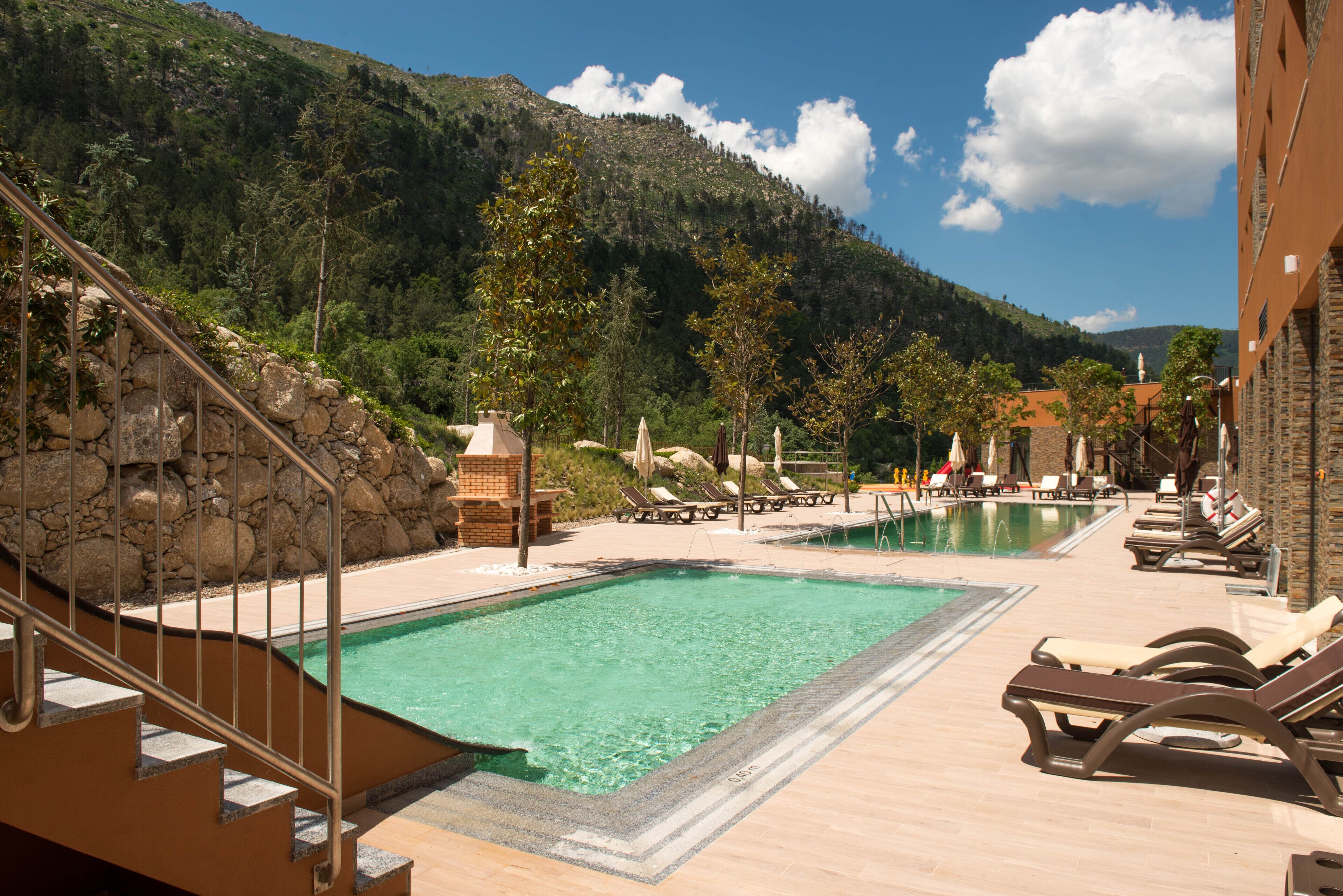 Indoor pool, outdoor pool