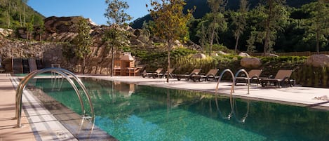 Indoor pool, outdoor pool