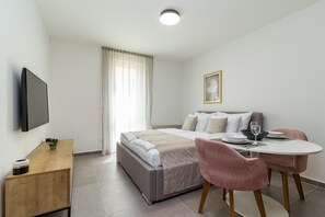Luksuzni studio apartman - Magali Studio Apartment - A3 | Hochwertige Bettwaren, individuell dekoriert, individuell eingerichtet