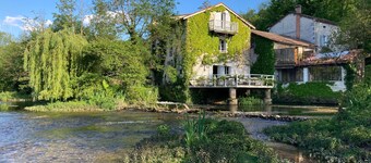 Gîte by the river in the Dordogne - La Gloriette