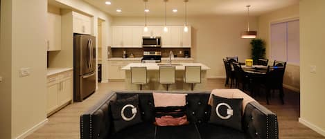Smart TV, fireplace, offices