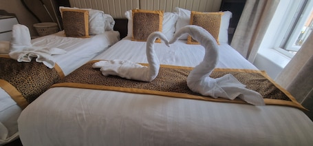 Free WiFi, bed sheets