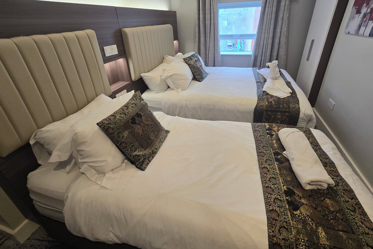 Deluxe Double Room (Room 6) | Free WiFi, bed sheets