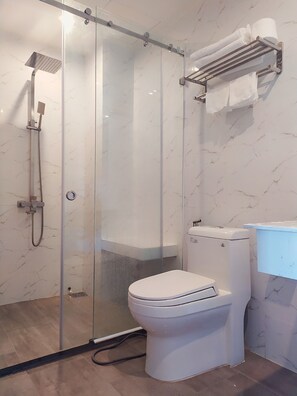 Shower, hair dryer, bathrobes, slippers - Open Sesame Boutique (Phu Quoc)