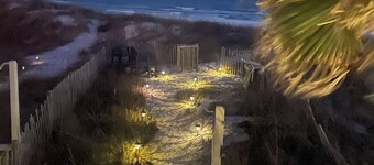 30A Sparkling Clean 🦋Salt therapy!Stay on BeachWest , pier park ocean front