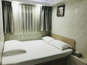 Habitación doble superior, 1 cama Queen size | Cortinas blackout, wifi gratis y ropa de cama 
