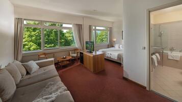 Junior Suite With Extra Bed, Lake Side | Free WiFi