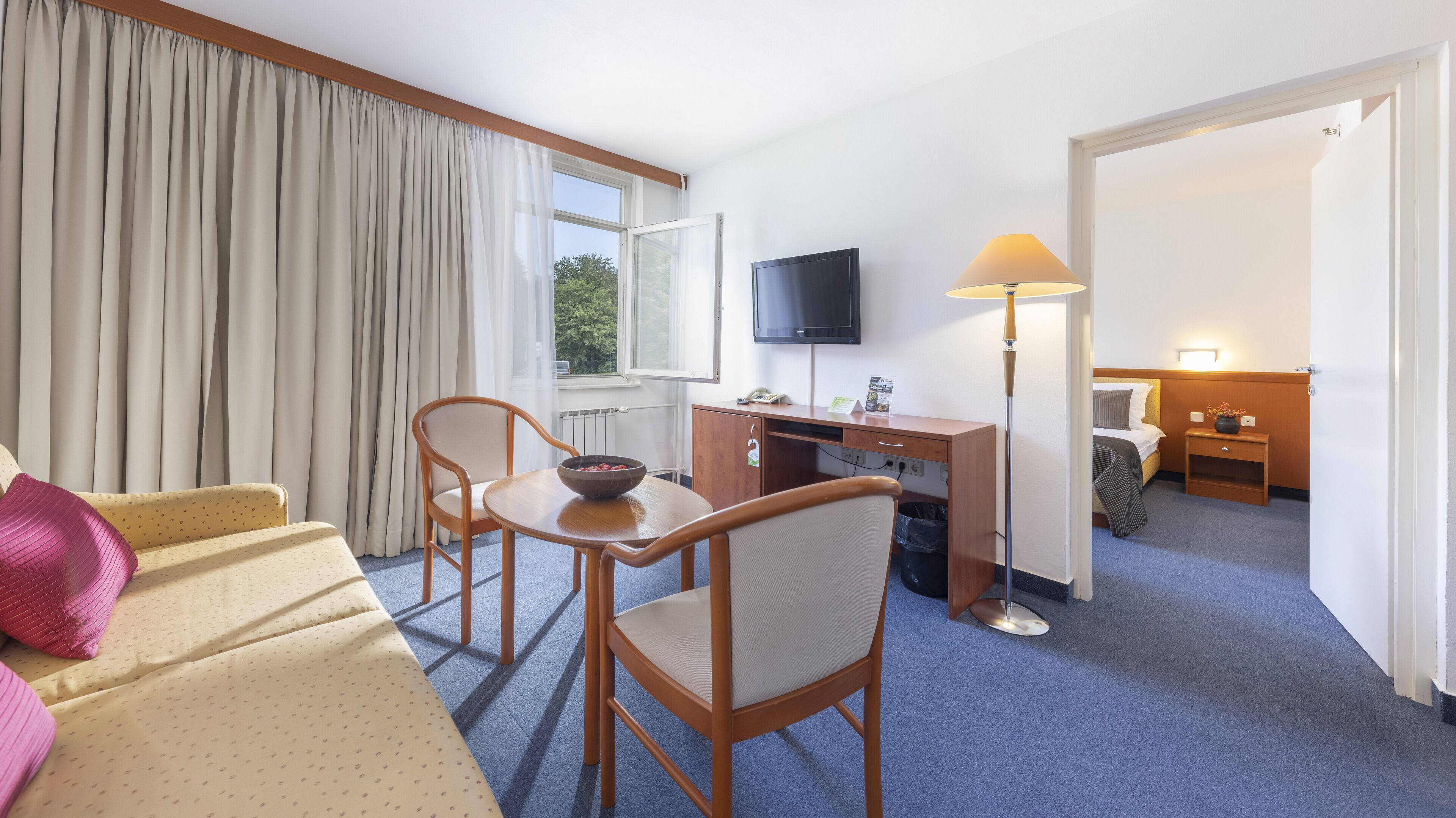 junior suite | 1 bedroom, minibar, in-room safe, free wifi