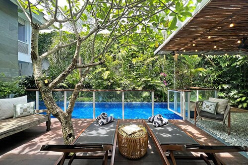 Bali's Best In Villa Dining | Designer Luxury | Family Friendly | AC Throughout