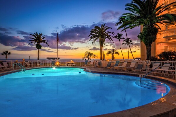 Outdoor pool, a heated pool