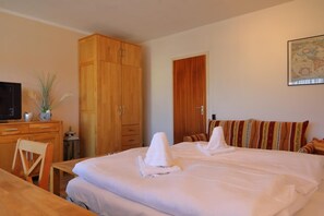 Unclassified image, 5 of 9, button