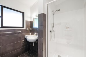 Bathtub, hair dryer