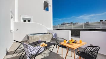 Superior Room | Balcony view