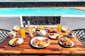 Daily continental breakfast for a fee