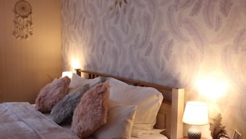 2 Schlafzimmer, Bügeleisen/Bügelbrett, Reisekinderbett, kostenloses WLAN