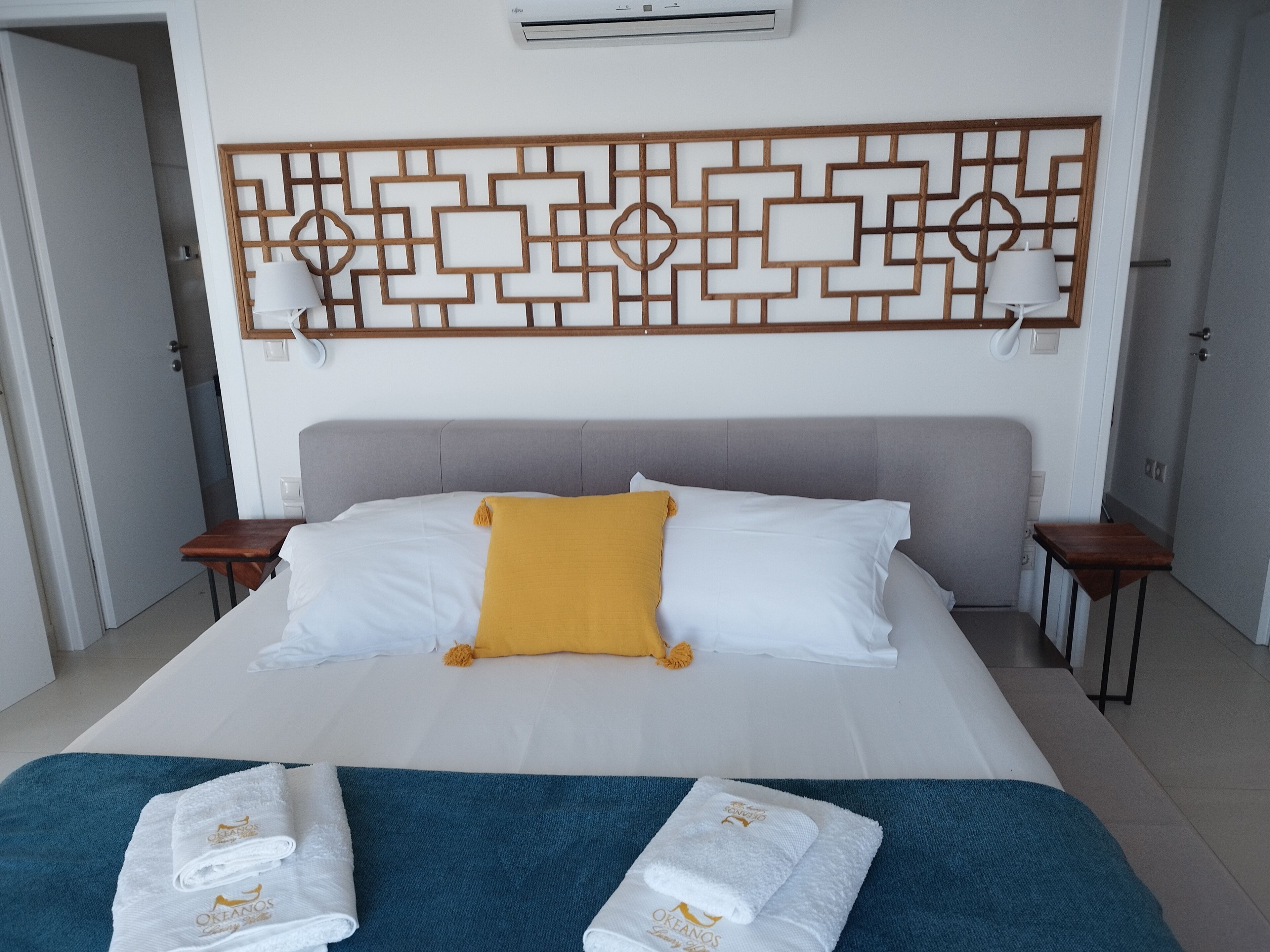 Royal Villa | Egyptian cotton sheets, premium bedding, memory foam beds, in-room safe