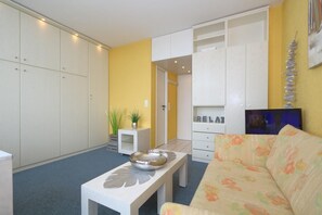 صورة غير مصنفة، 3 من 10، زرّ