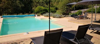 Maison et gîte avec piscine privée chauffée