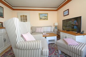 TV - App. Hamelmann - with a small sea view (Sylt)