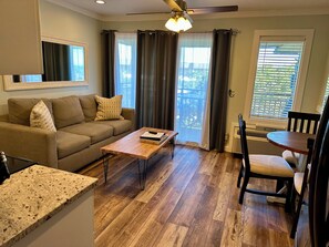 Smart TV, printers - Totally Beachin' Coligny OceanViews w/Bikes/chairs (Hilton Head Island)