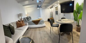 2 habitaciones, wifi gratis y ropa de cama 