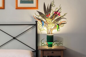 3 bedrooms, desk, iron/ironing board, travel crib - Kissess from Rome: large, comfortable, quiet apartment in Trastevere (Roma)