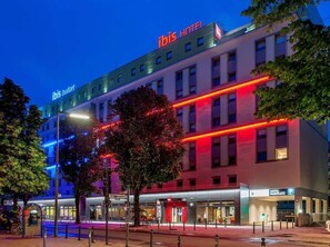 Exterior - ibis Berlin Kurfuerstendamm - newly renovated (Berlin)