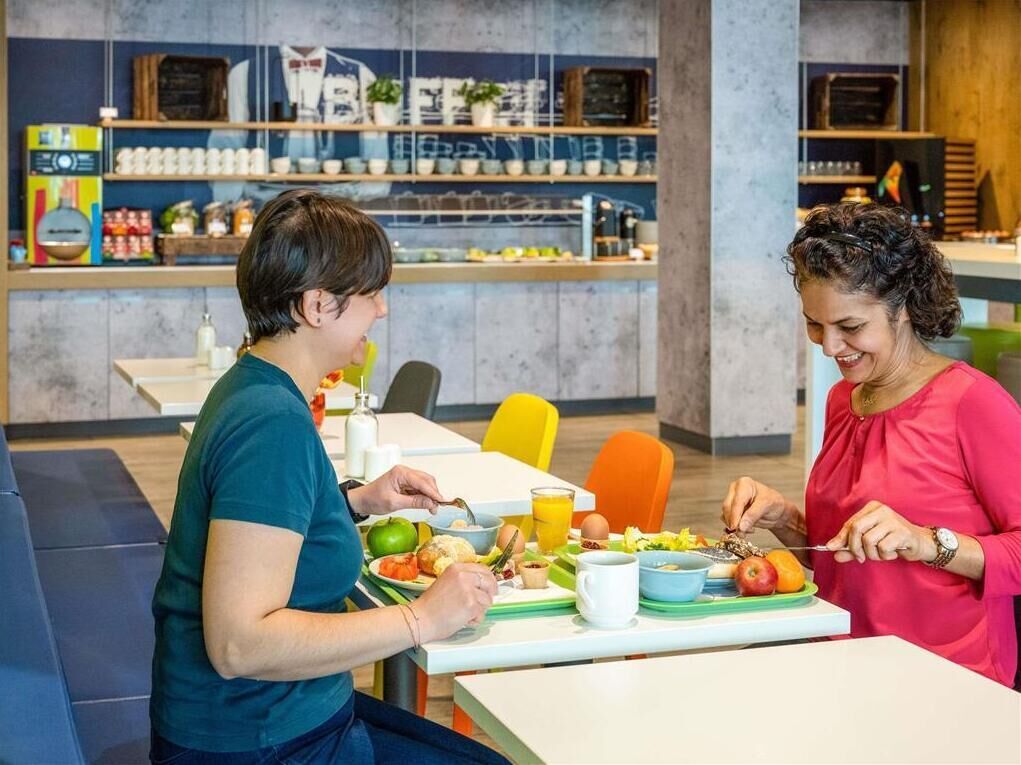 تناول الطعام