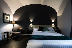 Minibar, in-room safe, soundproofing, iron/ironing board - Lungotevere Ripa (Rome)