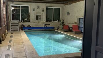 실내 수영장, 07:30 ~ 20:00 오픈, 무료 카바나, 수영장 파라솔