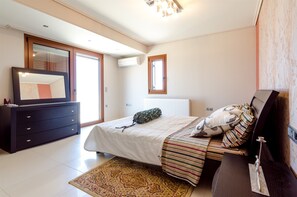 別墅, 私人泳池 | 1 間臥室、免費無線上網、床單