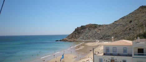 Vlak bij het strand