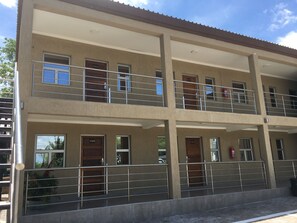 Façana frontal de l'allotjament