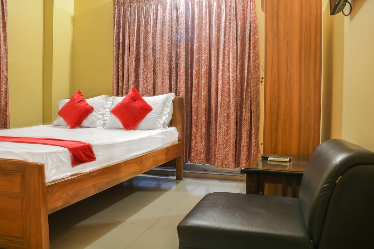 down duvets, pillow-top beds, desk, free wifi