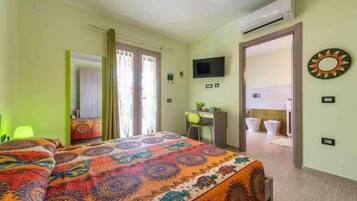 Escrivaninha, espaço de trabalho para notebook, Wi-Fi de cortesia