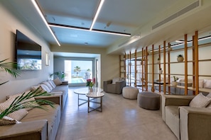 Lobby - White Olive Elite Rethymno - All Inclusive (Rethymno)